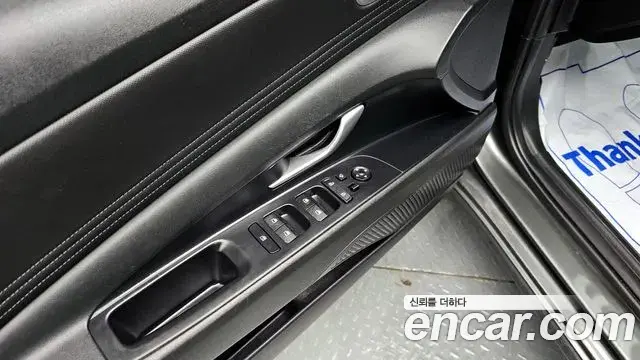 Hyundai The New Avante Hybrid 2022 — ფოტო 5/20