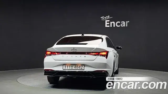 Hyundai The New Avante Hybrid 2023 — ფოტო 8/20