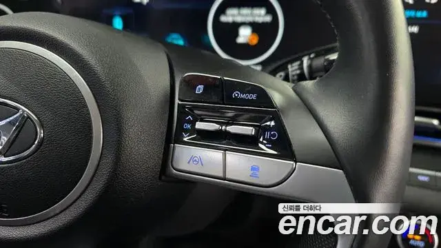 Hyundai The New Avante Hybrid 2020 — Photo 4/20