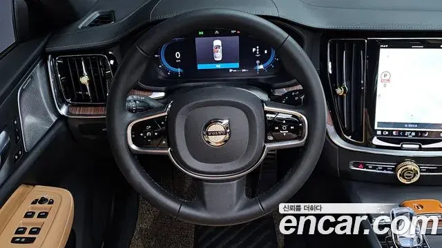 Volvo S60 2024 — Photo 11/20