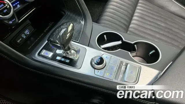 Genesis G70 2020 — Şəkil 14/20