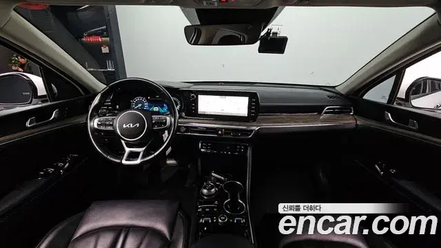 Kia K5 2022 — Şəkil 14/20