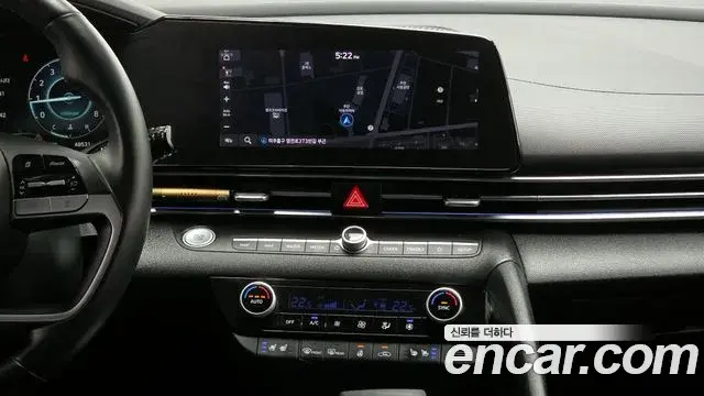 Hyundai The New Avante Hybrid 2020 — Photo 1/20