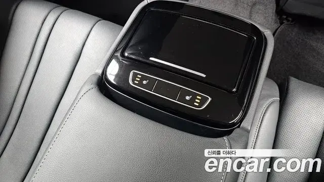 Genesis G80 2020 — Photo 6/20