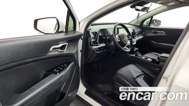 Kia Sportage 2021 — Фото 10/20