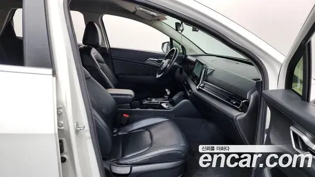 Kia Sportage 2021 — Фото 11/20