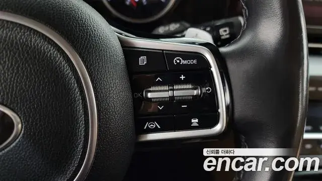 Kia Carnival 2020 — Photo 18/20