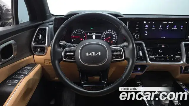 Kia Sorento 2022 — ფოტო 14/20