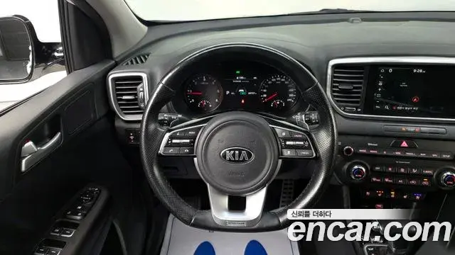 Kia Sportage The Bold 2021 — Фото 14/20