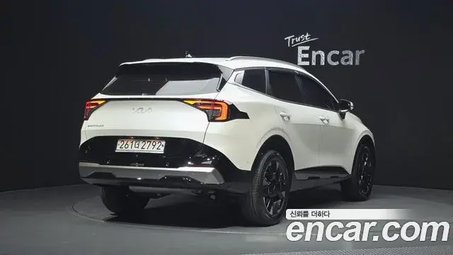 Kia Sportage 2025 — Фото 2/20