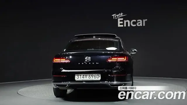 Volkswagen Arteon 2019 — Şəkil 9/20