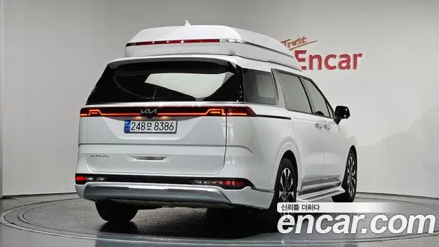 Kia Carnival 2021 — Фото 2/20