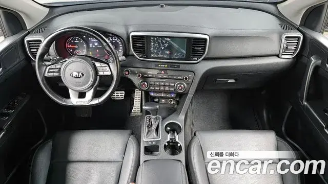 Kia Sportage The Bold 2019 — ფოტო 13/20