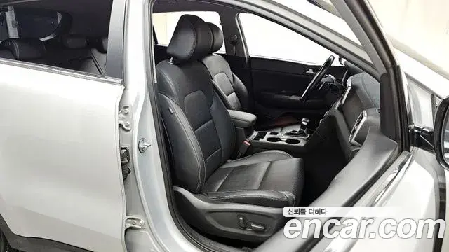 Kia Sportage The Bold 2019 — ფოტო 1/20