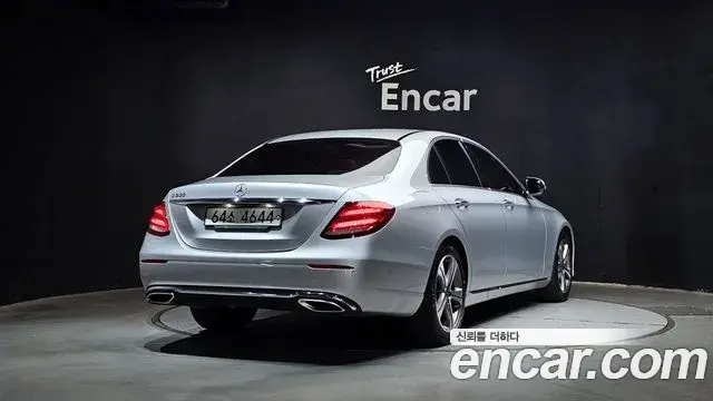 Mercedes-Benz E-Class 2018 — Фото 2/20