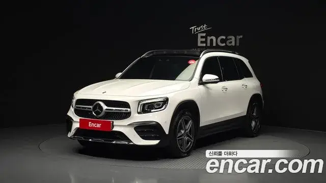 Mercedes-Benz GLB-Class 2022 — Фото 1/20