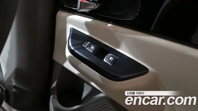 Kia Carnival 2022 — Фото 16/20