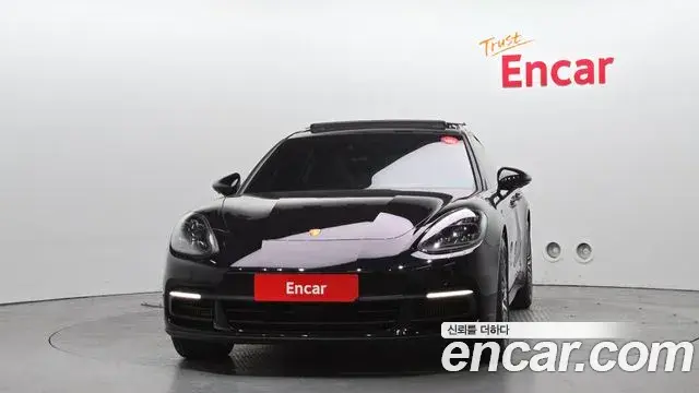 Porsche Panamera 2018 — Şəkil 8/20