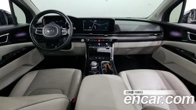 Kia Carnival 2021 — Şəkil 17/20