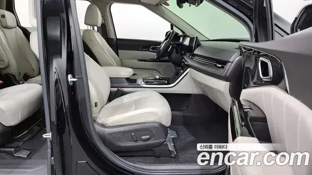 Kia Carnival 2021 — Şəkil 12/20