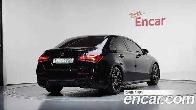 Mercedes-Benz A-Class 2022 — Photo 8/20