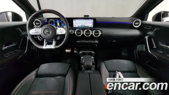 Mercedes-Benz A-Class 2022 — Photo 14/20