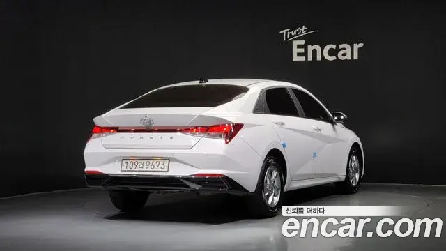Hyundai The New Avante Hybrid 2023 — Şəkil 22/31