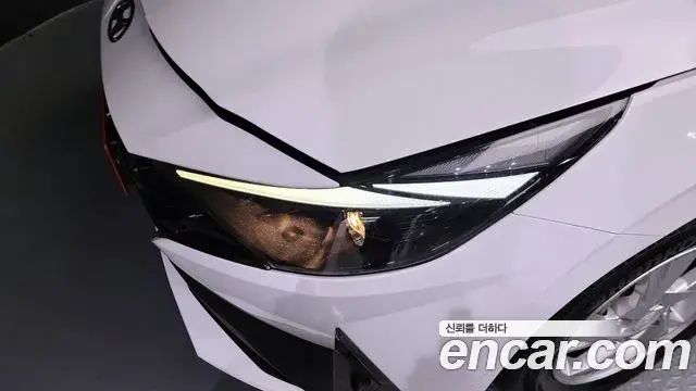 Hyundai The New Avante Hybrid 2023 — Şəkil 25/31