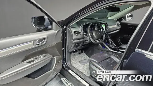 Renault Samsung QM6 2019 — ფოტო 19/20