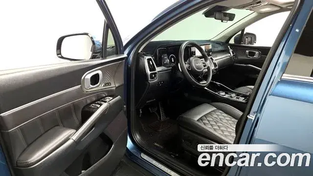 Kia Sorento 2022 — Фото 10/20