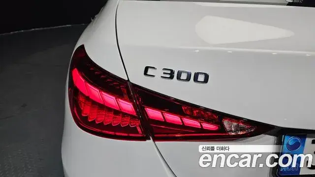 Mercedes-Benz C-Class 2023 — ფოტო 8/30