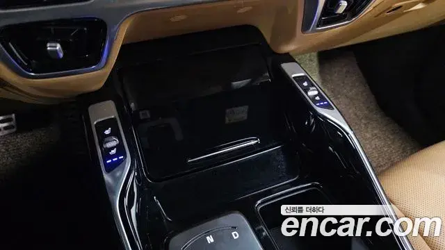 Kia Sorento 2021 — Фото 17/20
