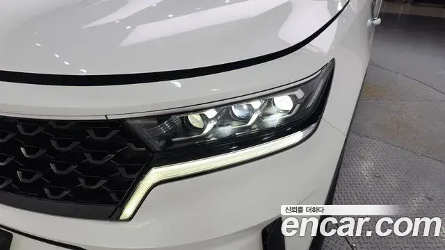 Kia Sorento 2021 — Photo 17/38