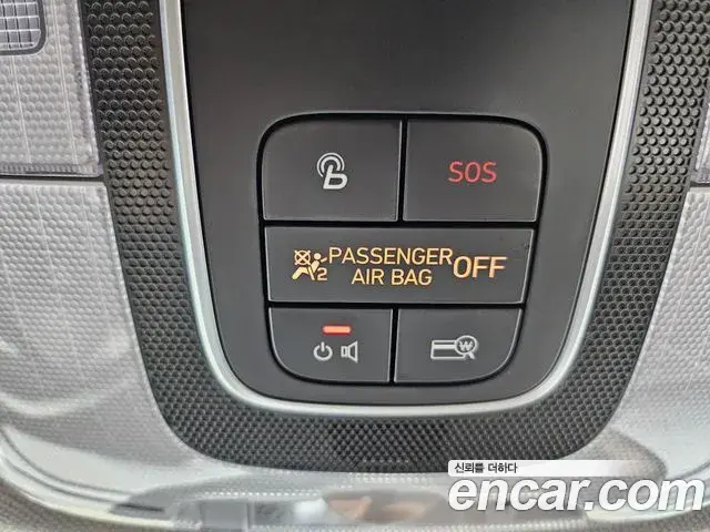 Hyundai The New Avante Hybrid 2021 — Photo 9/20