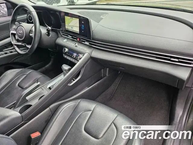 Hyundai The New Avante Hybrid 2021 — Photo 4/20