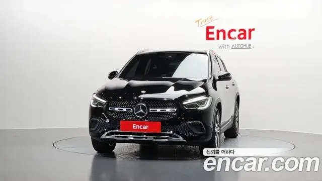 Mercedes-Benz GLA-Class 2021 — Şəkil 22/30