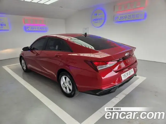 Hyundai Avante 2021 — Фото 5/20