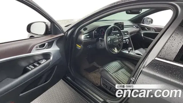 Genesis G70 2019 — ფოტო 14/35