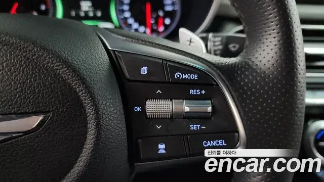 Genesis G70 2019 — ფოტო 1/35