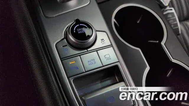 Genesis G70 2019 — ფოტო 26/35
