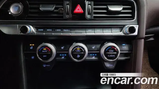 Genesis G70 2019 — ფოტო 25/35