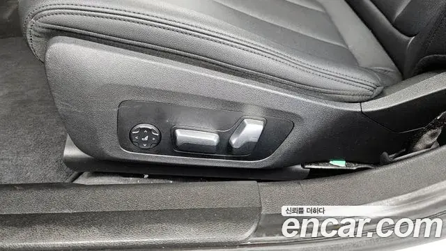 BMW 3 Series 2019 — Şəkil 35/35