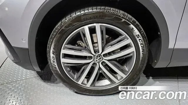 Volkswagen Tiguan Allspace 2022 — ფოტო 22/40