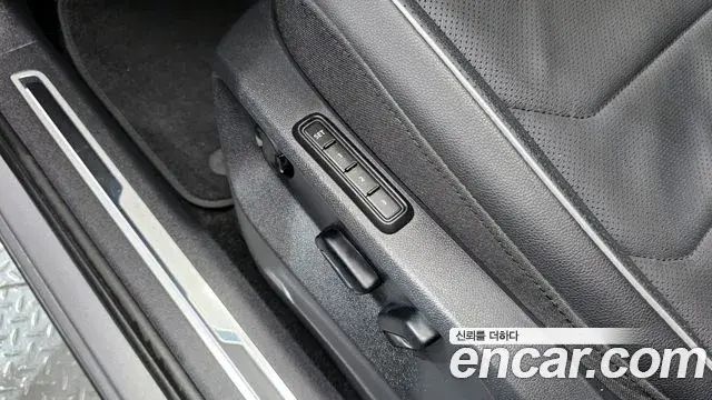 Volkswagen Tiguan Allspace 2022 — ფოტო 24/40
