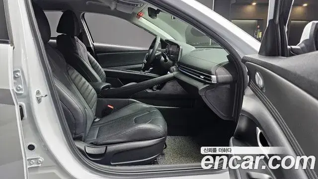 Hyundai The New Avante Hybrid 2020 — ფოტო 22/30