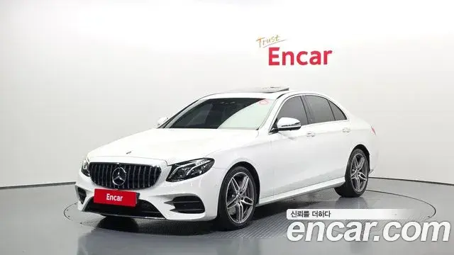 Mercedes-Benz E-Class 2019 — Фото 1/20