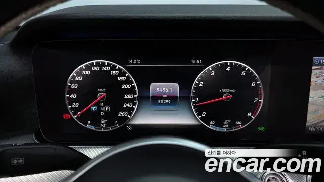 Mercedes-Benz E-Class 2019 — Фото 8/20