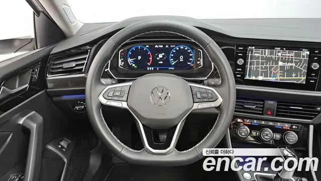 Volkswagen Jetta 2024 — ფოტო 17/35