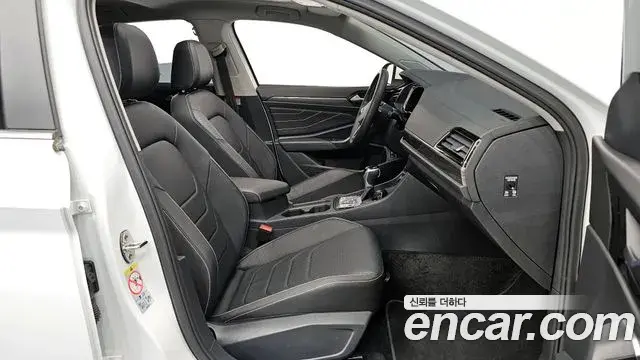 Volkswagen Jetta 2024 — ფოტო 14/35