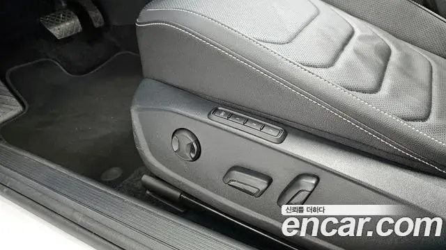 Volkswagen Jetta 2024 — ფოტო 10/35